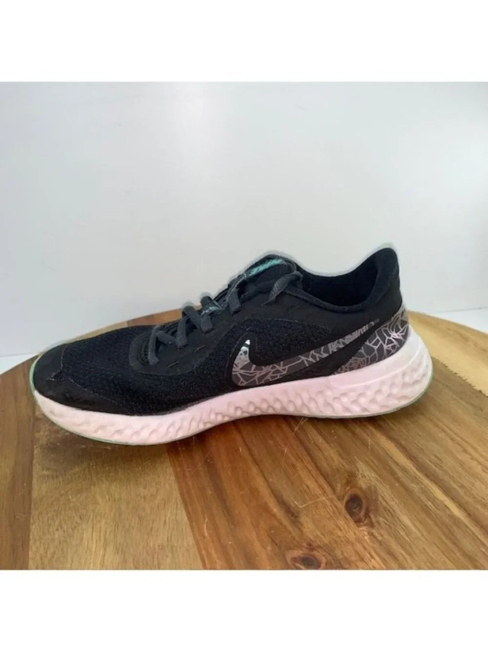 Nike Revolution 5 BQ5688-001 Black Girls Running Shoes 3.5Y